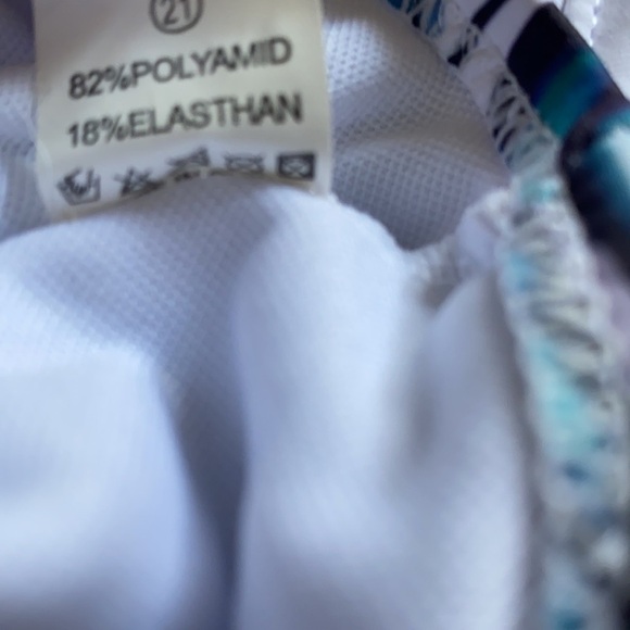 Off Shoulder Ruffle Top 2pc Swimwear White Top Print High Waist Bottom X-LARGE - Picture 10 of 11